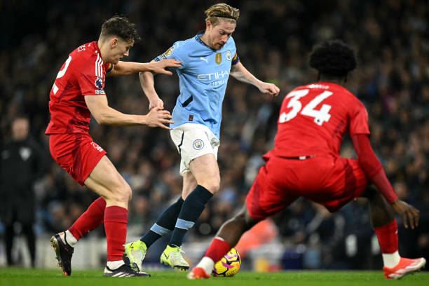 潮出現在一 潮出現在一